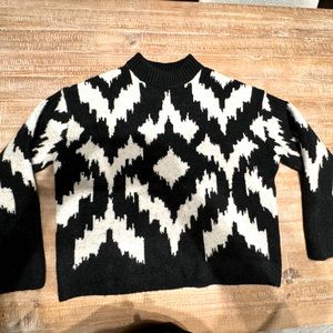 H&M Ikat sweater size Small